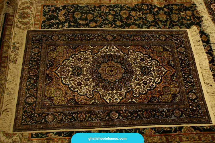 رفع بوی بد فرش شسته